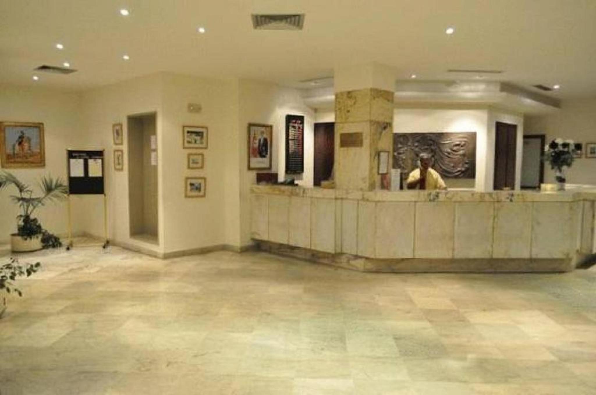Hotel Le Pacha Tunisi Esterno foto