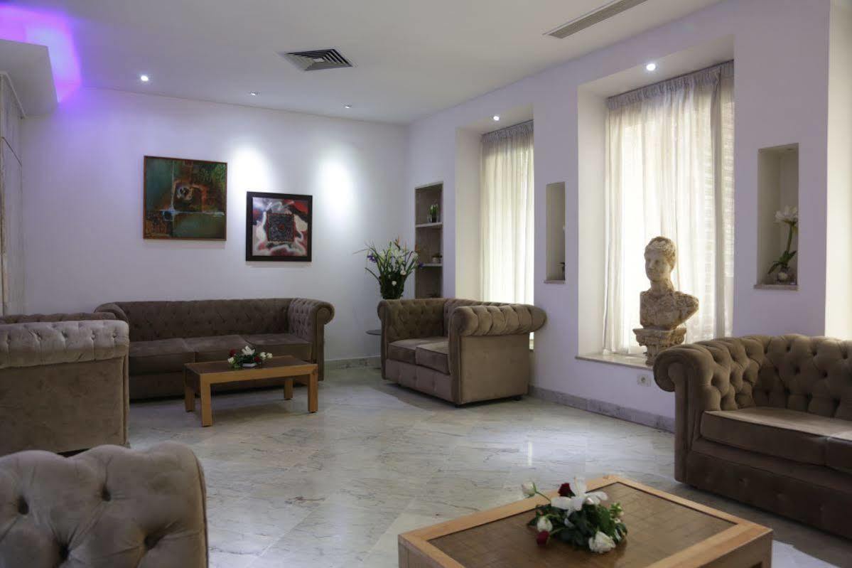 Hotel Le Pacha Tunisi Esterno foto